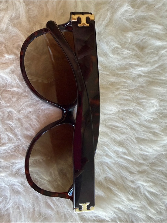 Tory Burch Accessories - Tory Burch Sunglasses